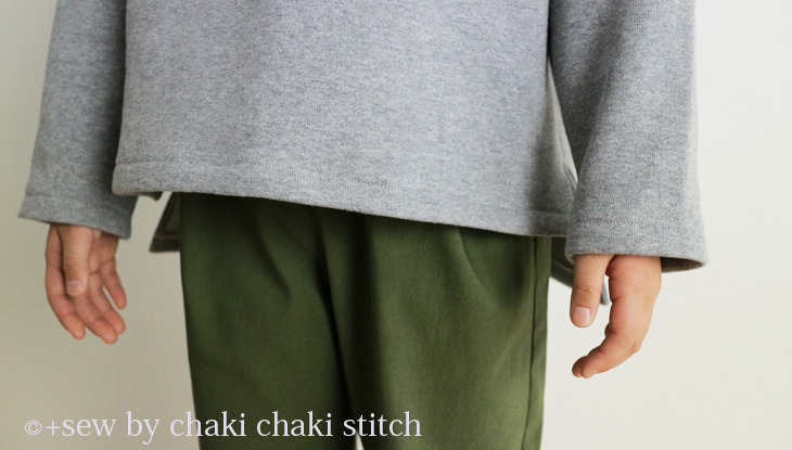 子供服トレーナードロップ袖T型紙のスリットアレンジ手元