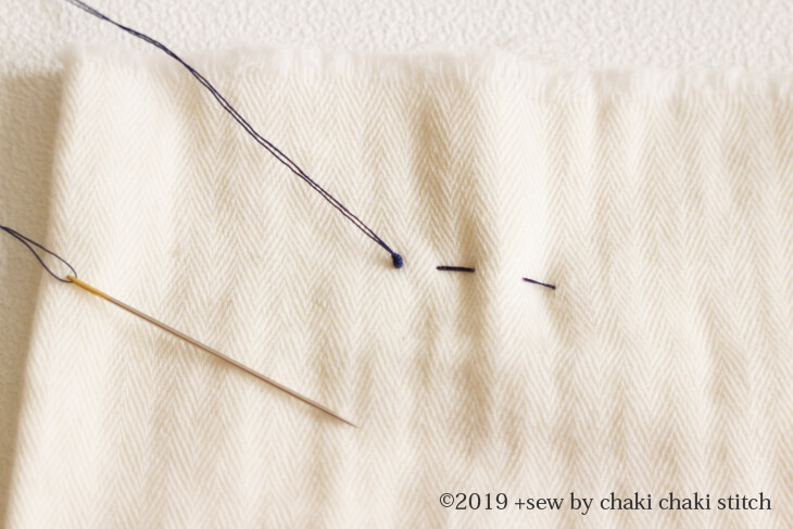 手縫いの玉留めは最後に針を引き抜く