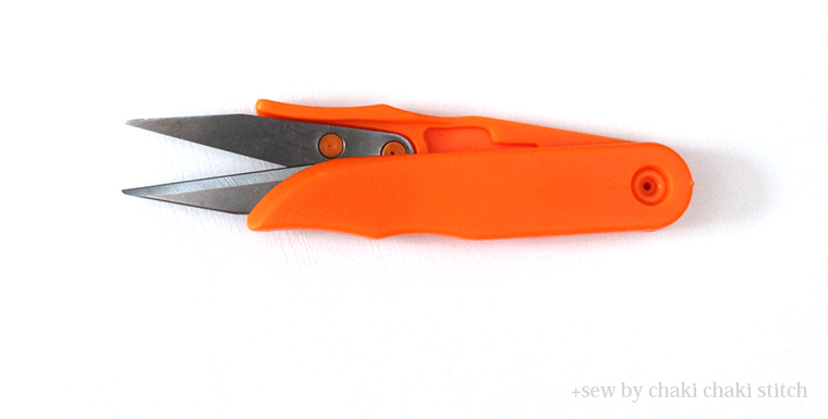 プラスティックの小はさみにぎりはさみ糸切りはさみ